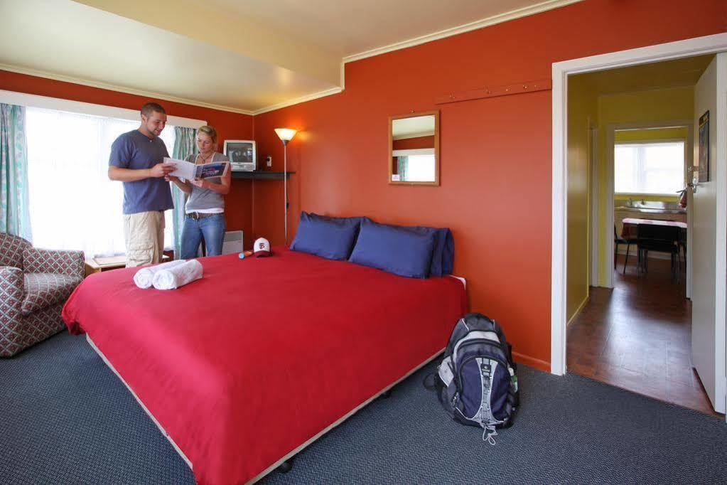 Paihia Ocean Club Hostel Exterior foto